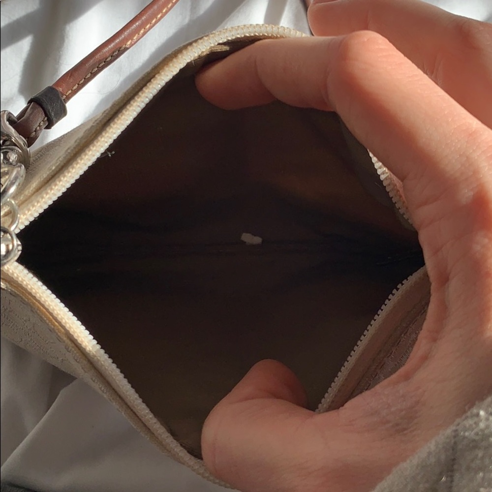 COACH wristlet white and brown - Picture 3 of 5